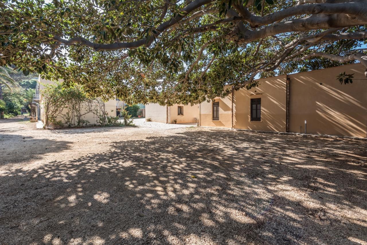 Azienda Agrituristica Tenuta Pizzolungo Эриче Экстерьер фото